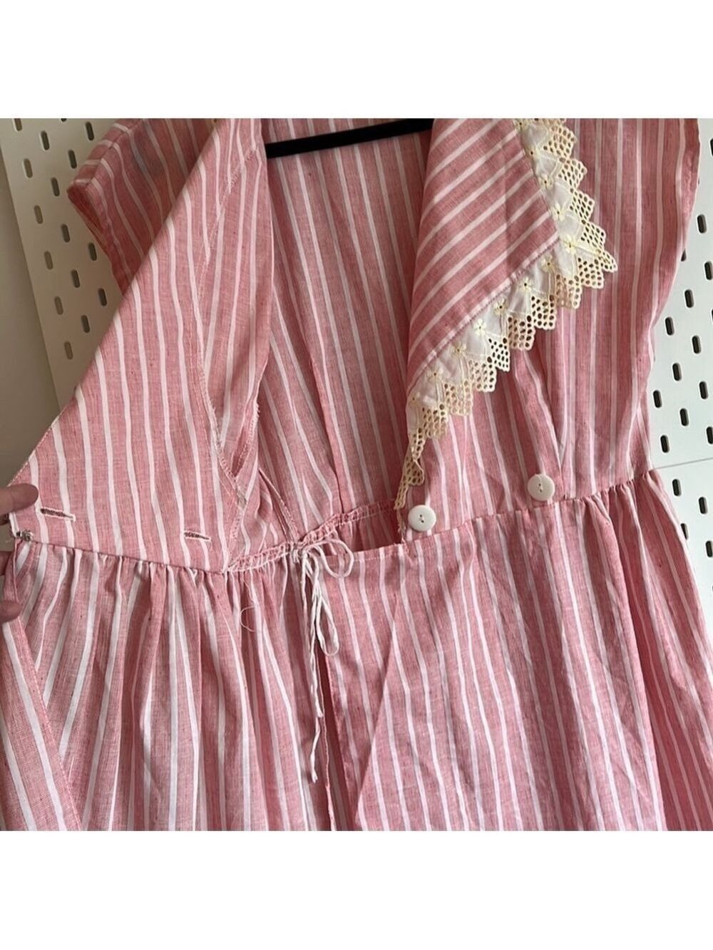 VINTAGE Red & White Stripe Midi Wrap Dress with Lace Collar Summer Dress Made US - Picture 6 of 8